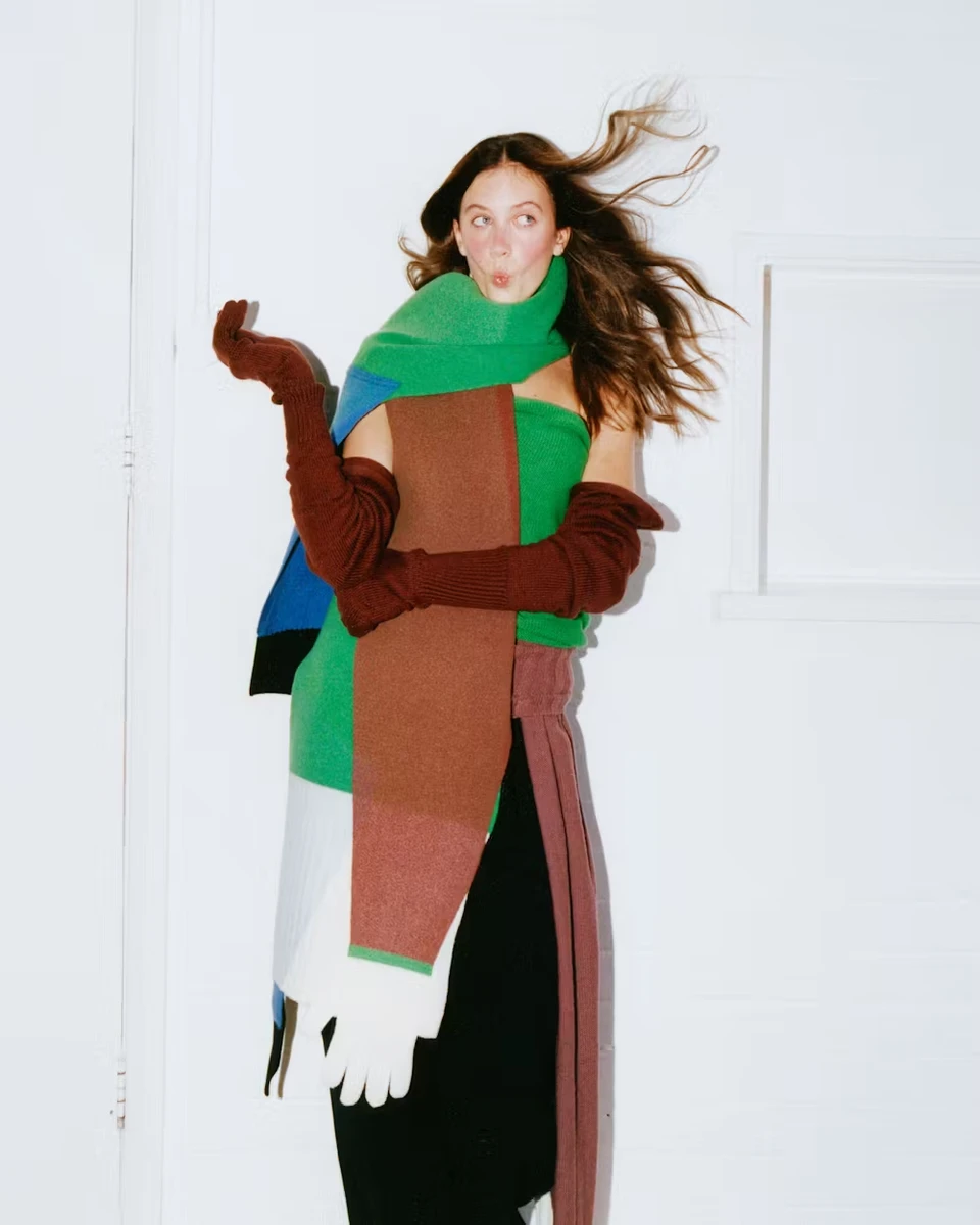 17-річна донька Кідман у яскравих луках знялася для модного журналу