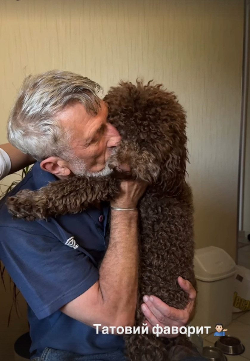 Тарас Цимбалюк замилував фото з батьком і песиком