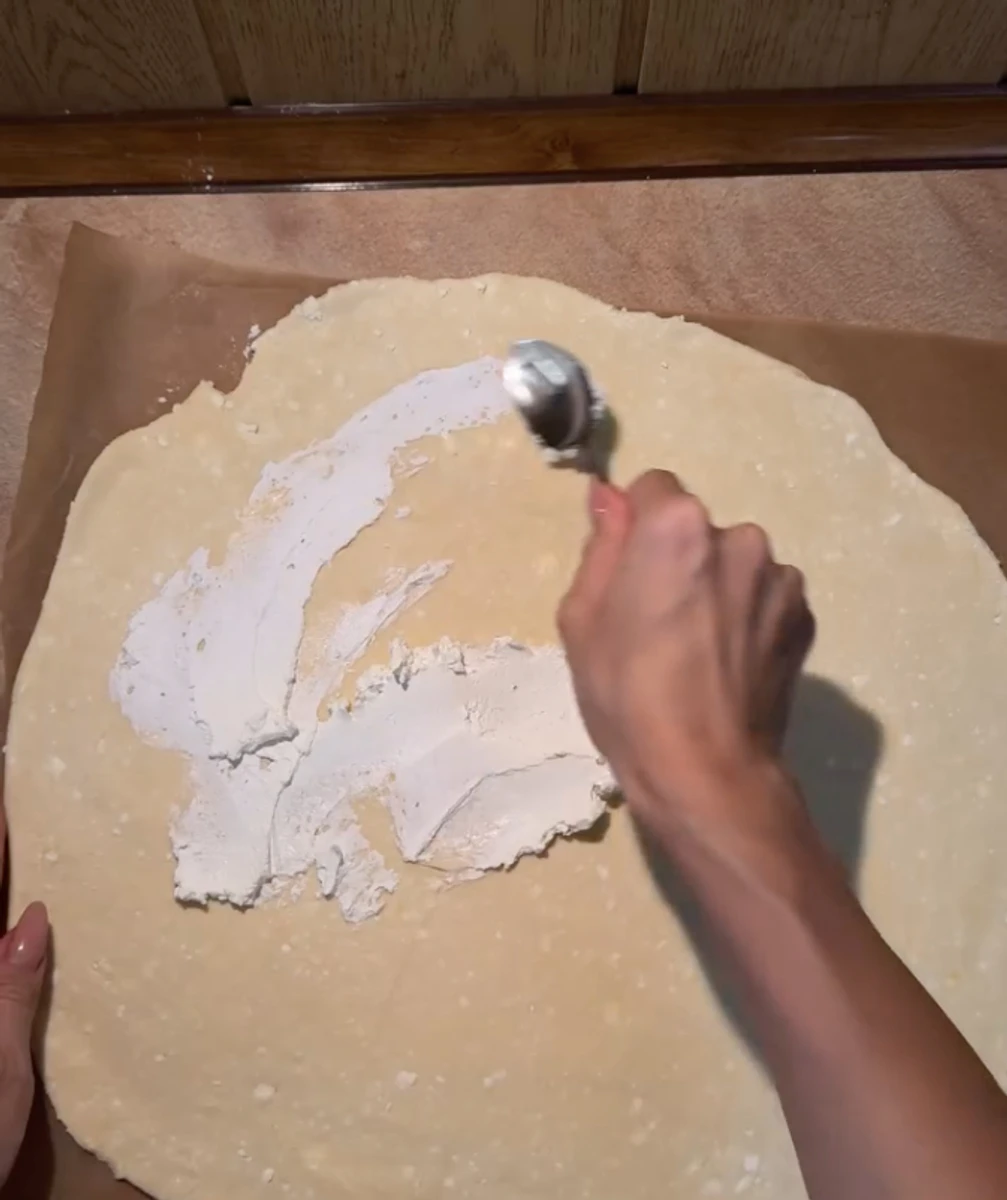 Саша Бо показала варіант смачного фруктового десерту