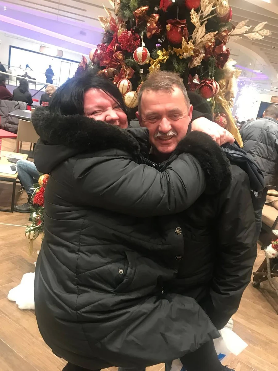 Оля Цибульська і сімейні фото