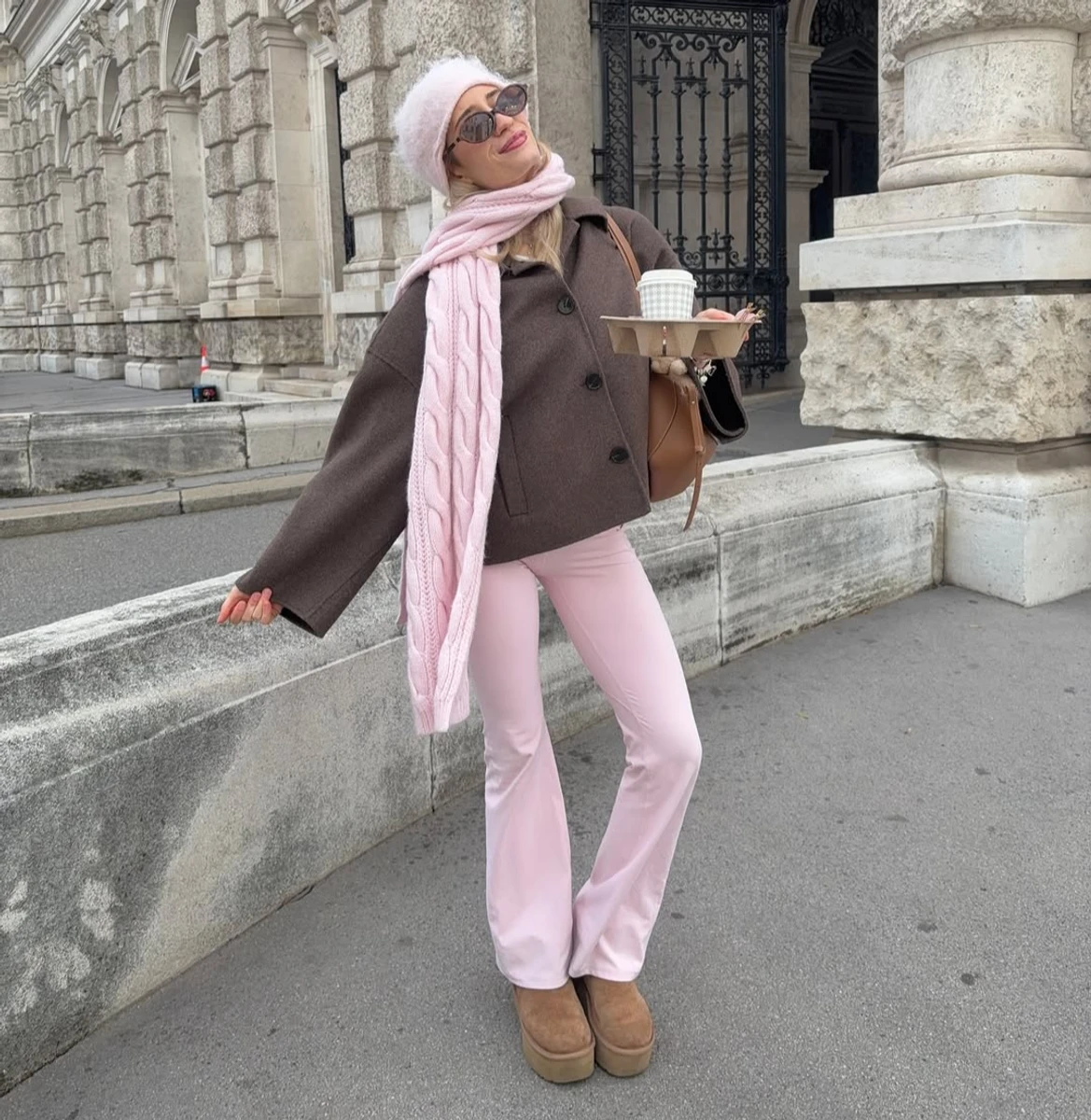 Трендовий рожевий і каштановий: як носити кольори весни 2026