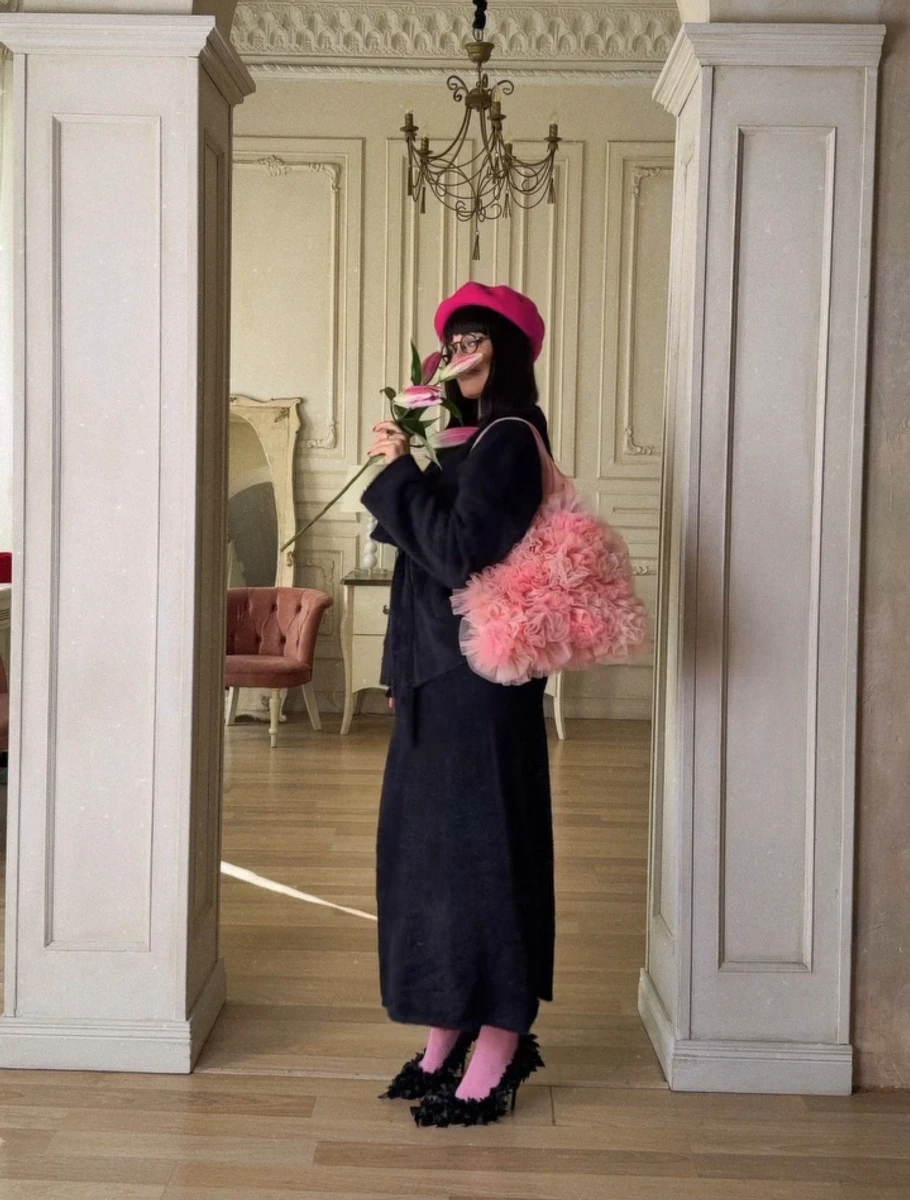 Даша Астаф'єва вдягнула трендовий аутфіт