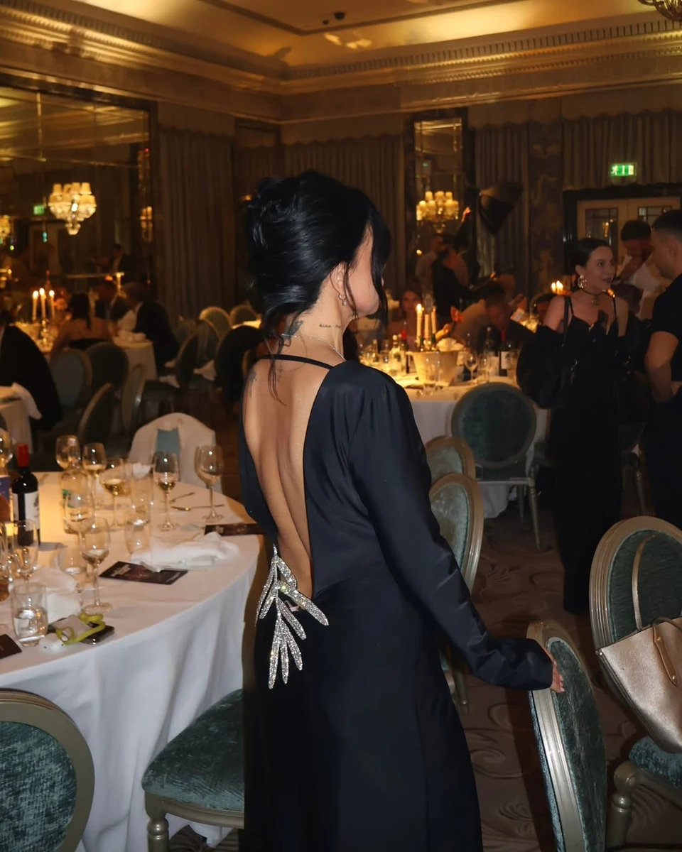 Ірина Горова наробила фото у Лондоні