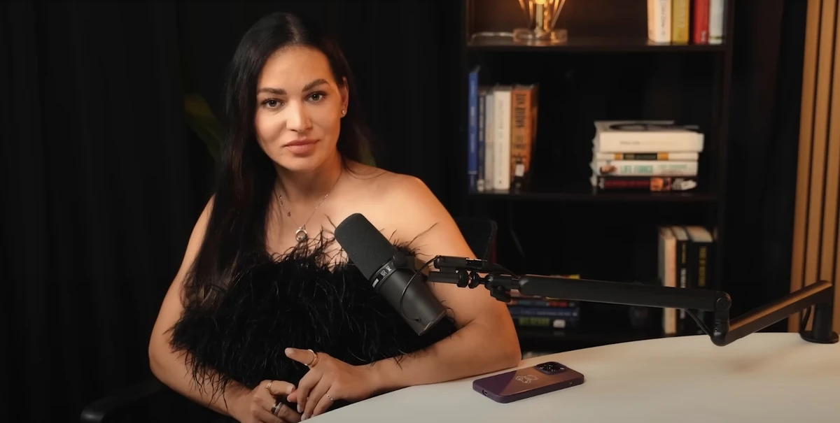 Дружина бізнесмена Валеуліна розповіла про його зраду з Алхім