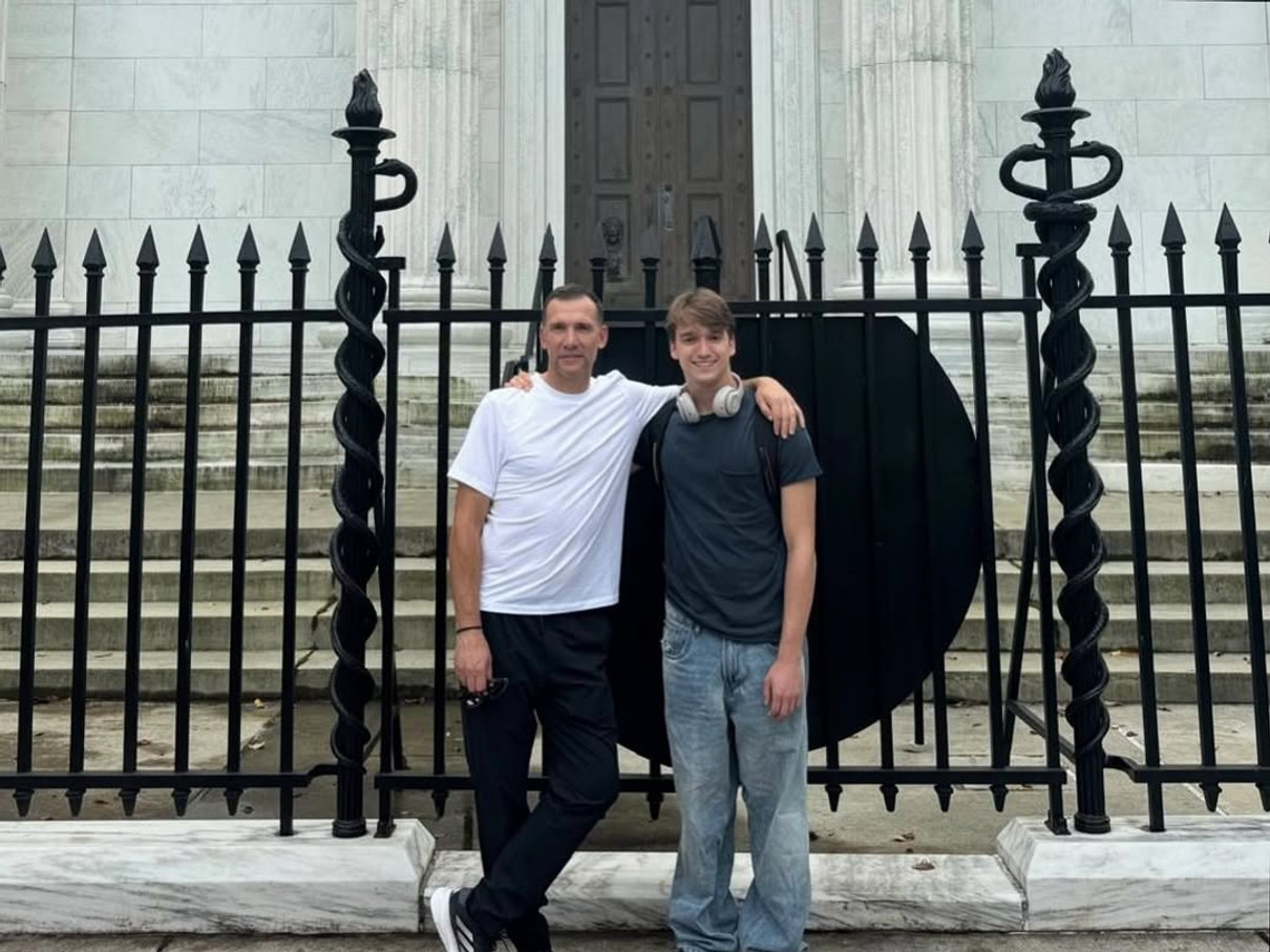 Шевченко проводить багато часу з синами 