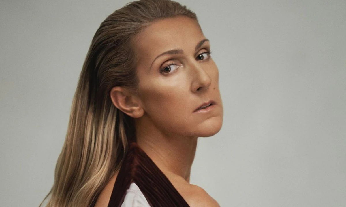 Селін Діон позує для фото