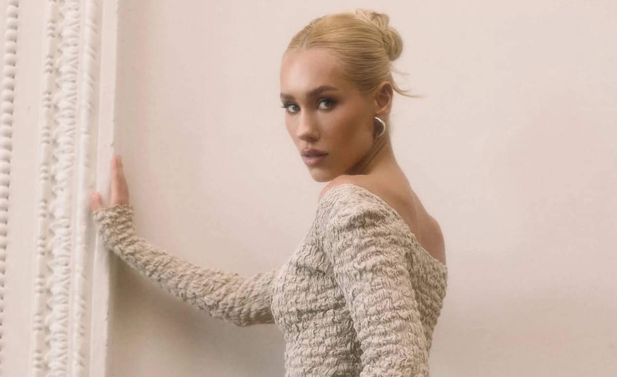 Дашу Квіткову помітили на романтичному моменті з Володимиром Бражком