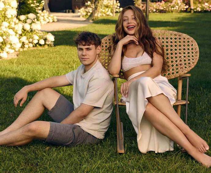 Tina Karolning samimiy va samimiy fotosuratlari