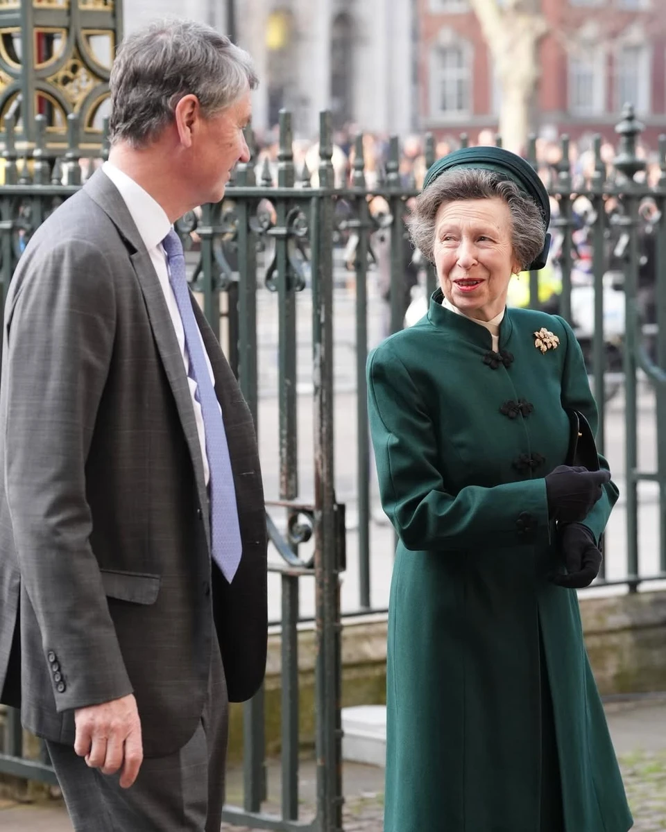 Принцеса Анна повторила свій образ з 2022 року