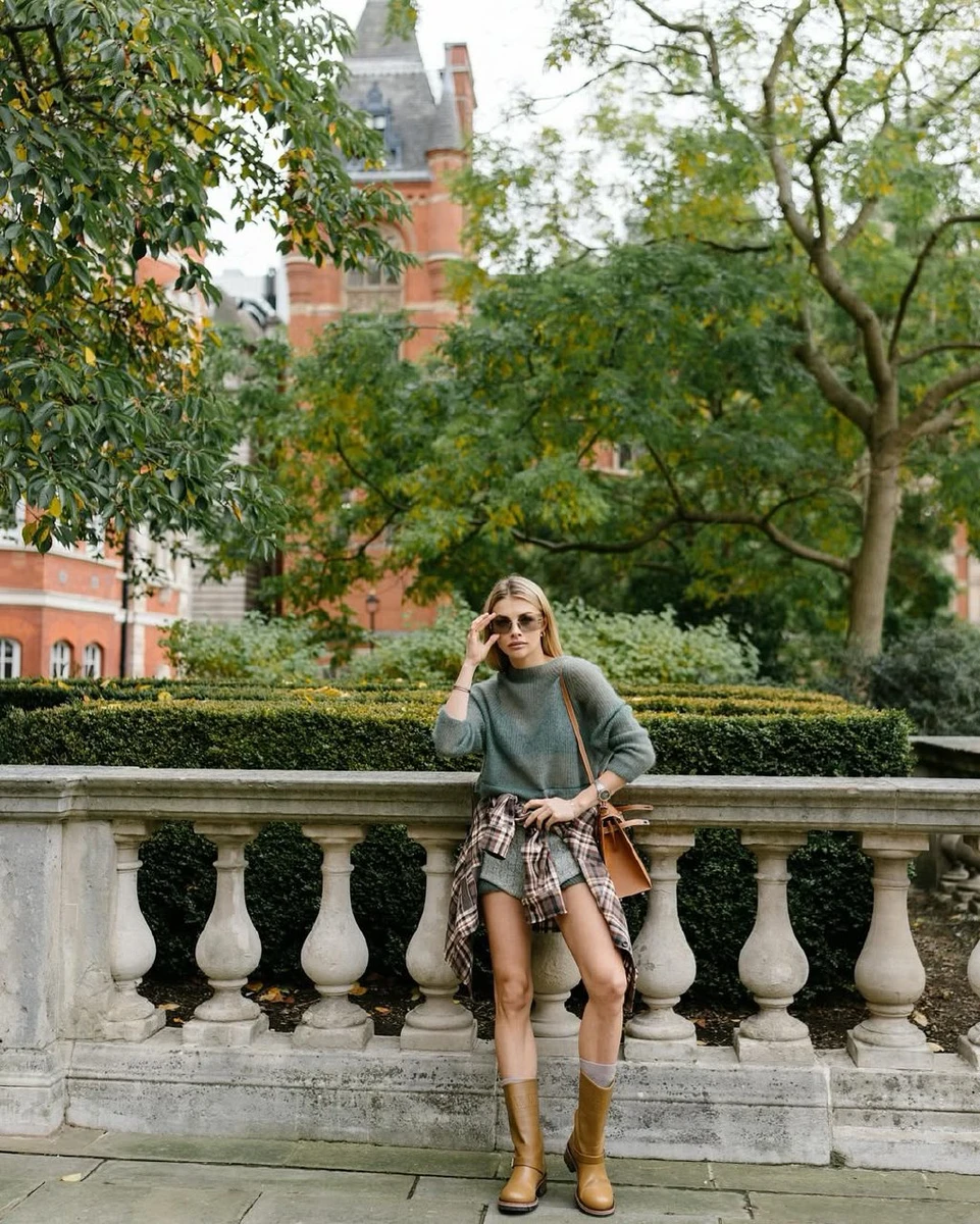 Дружина Зінченка посвітила ніжками