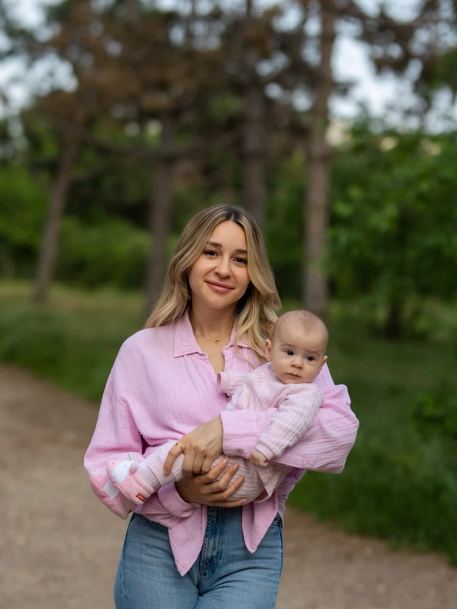 Анжеліка Терлюга показала свою маленьку доньку