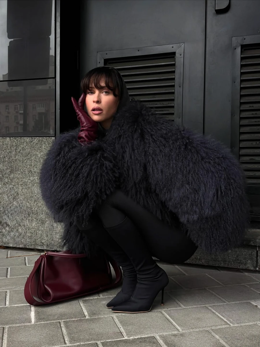 Вікторія Маремуха попозувала для стильних фото