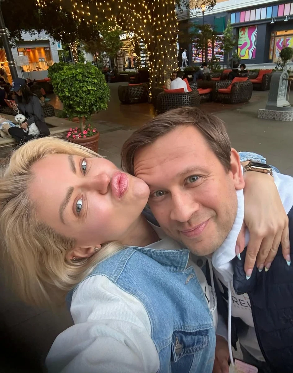 Ступка і його дівчина