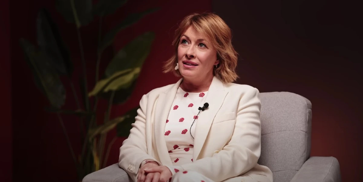 Ведуча Олена Кравець