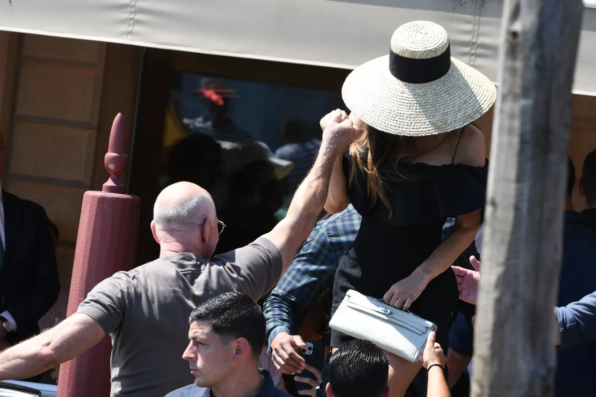 Джефф Безос і Лорен Санчес після весілля