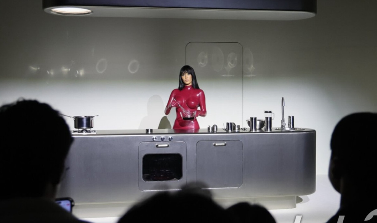 Дружина Каньэ Веста