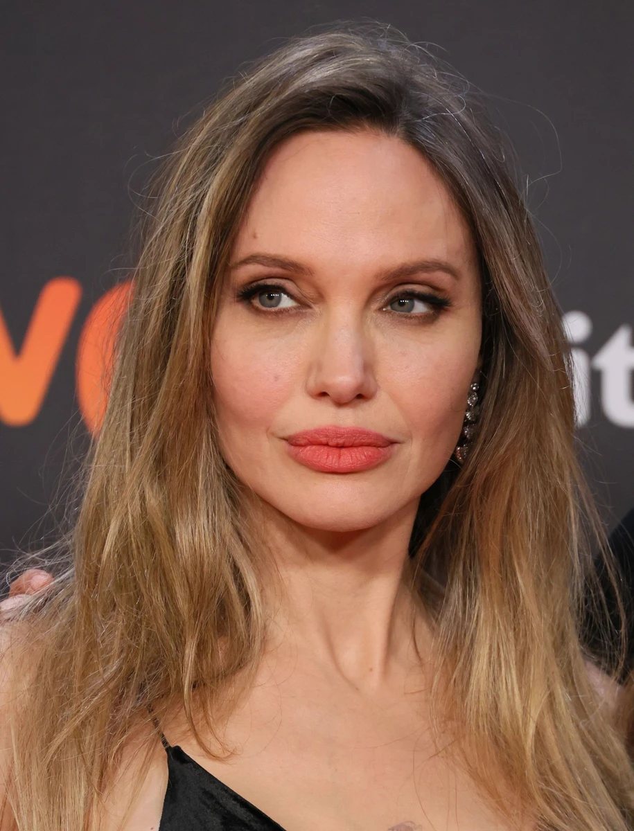 Анджеліна Джолі