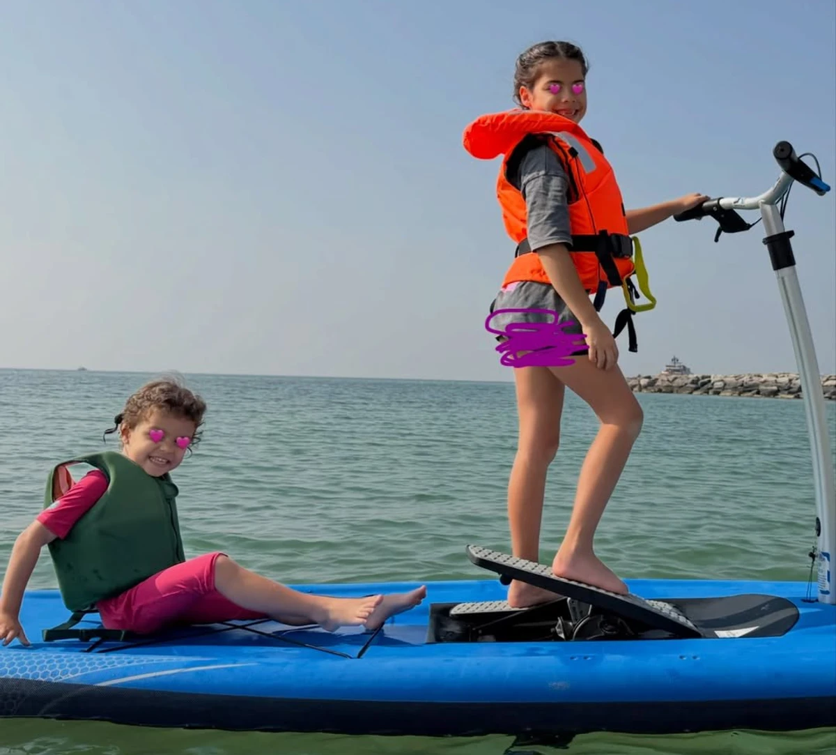 Наречена Кріштіану Роналду показала їхніх дітей на відпочинку