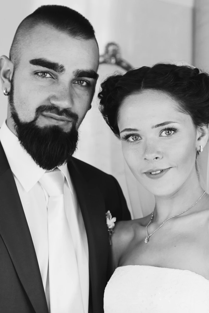 Юлія Саніна показала весільне фото на річницю шлюбу