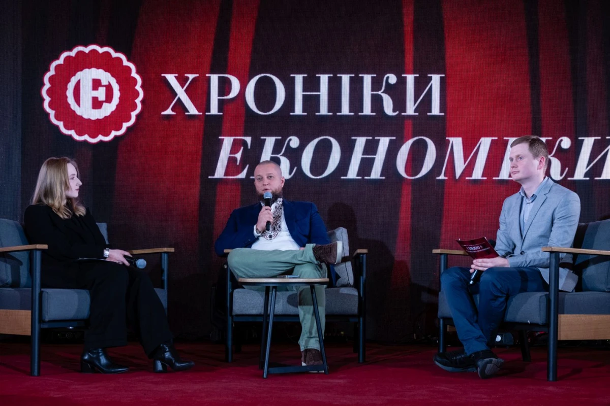 Журналісти Економічної правди Дана Гордійчук та Ярослав Вінокуров провели публічне інтерв'ю із засновником центру реабілітації та протезування Superhumans, співвласником та СЕО найбільшого порту в Україні TIS Андрієм Ставніцером