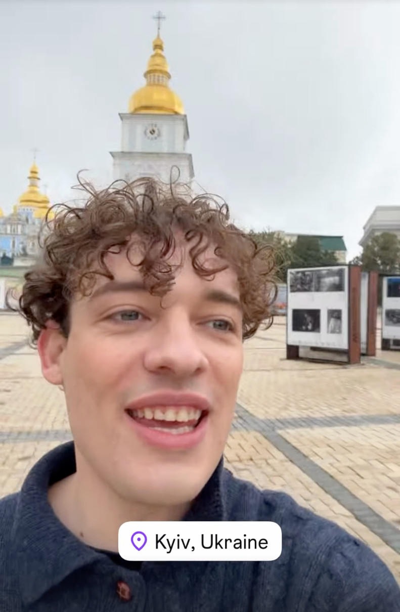 Переможець Євробачення-2024 Nemo прибув до Києва