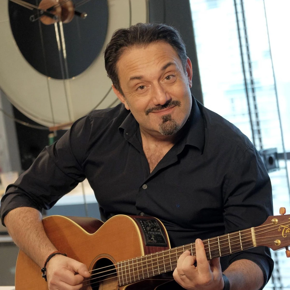 Як вам українськомовна версія?