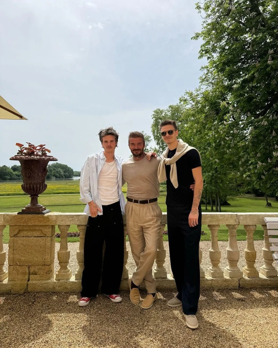 Девід Бекхем попозував із синами на святі