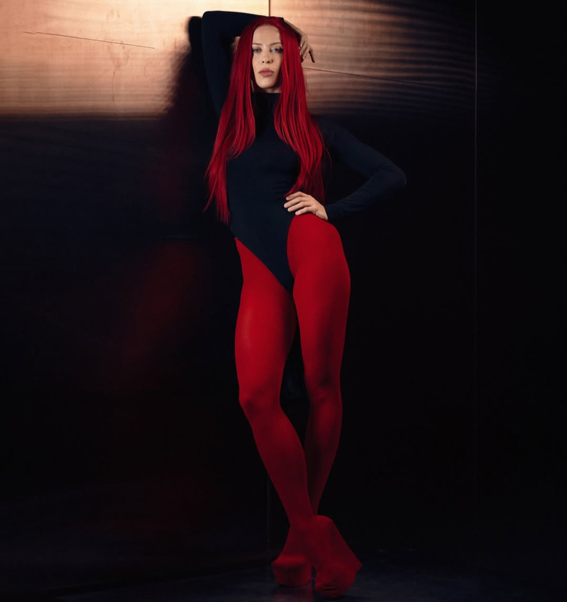 Вікторія Маремуха у боді з хвостом похвалилася довгими ногами