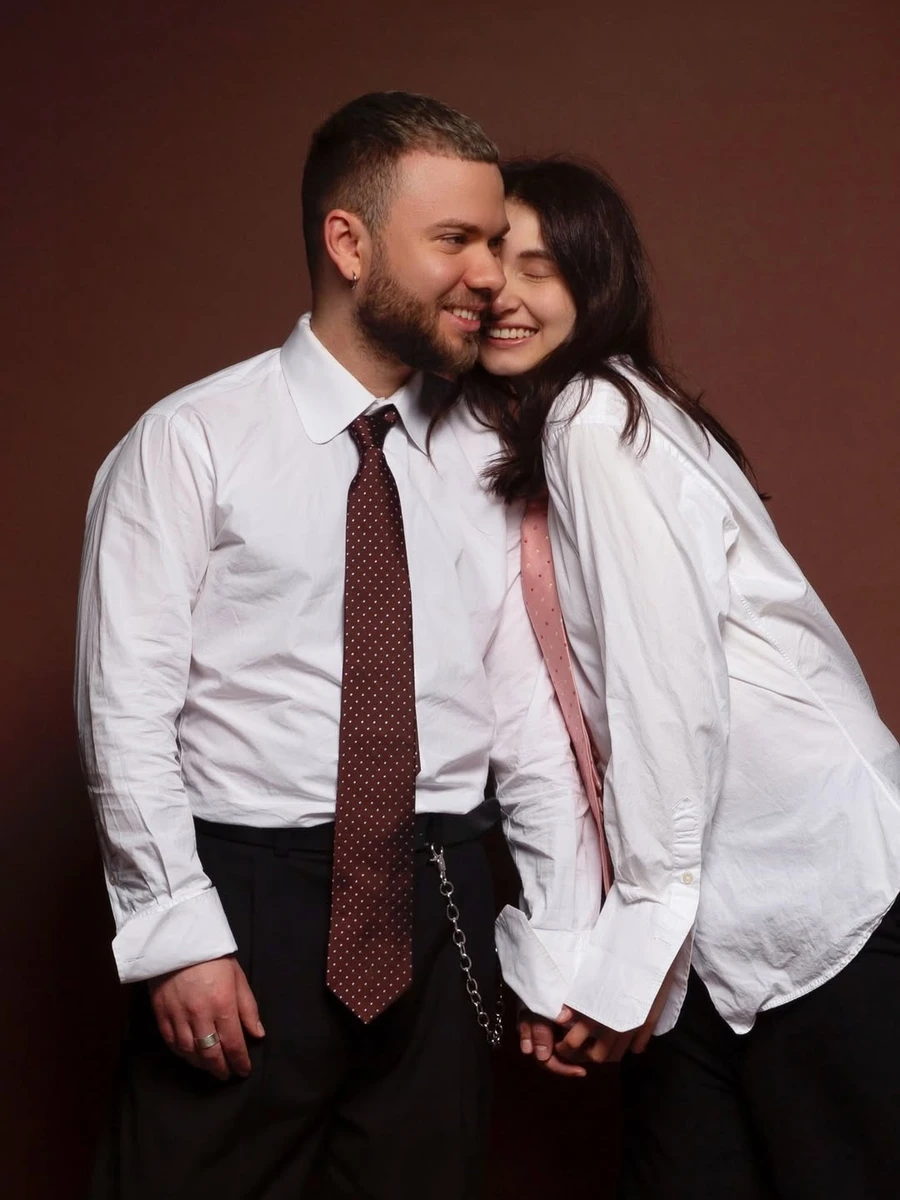 LAUD і його дівчина