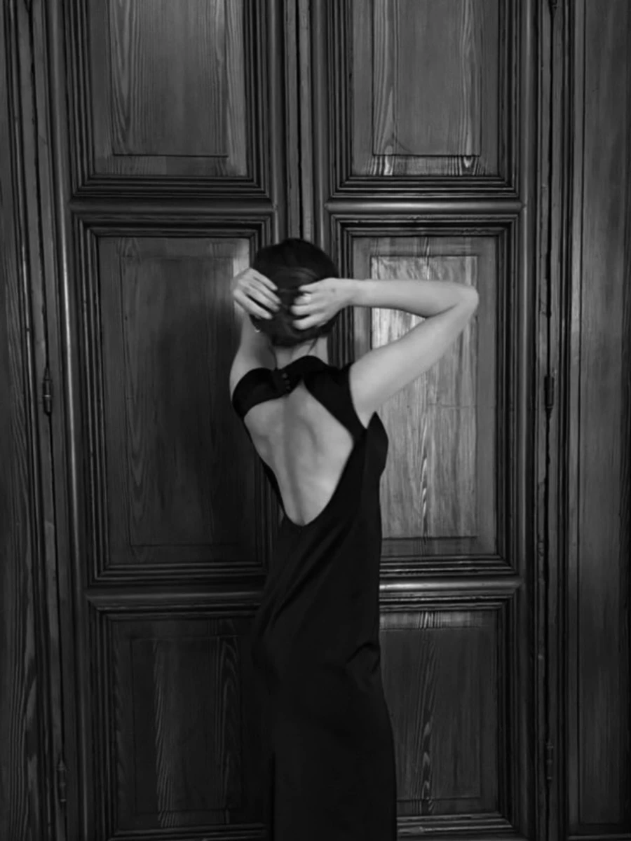 Катерина Остапчук похвалилася вишуканою сукнею