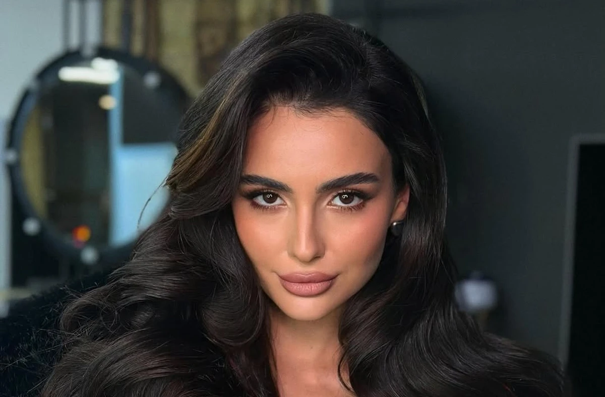 Анна Трінчер