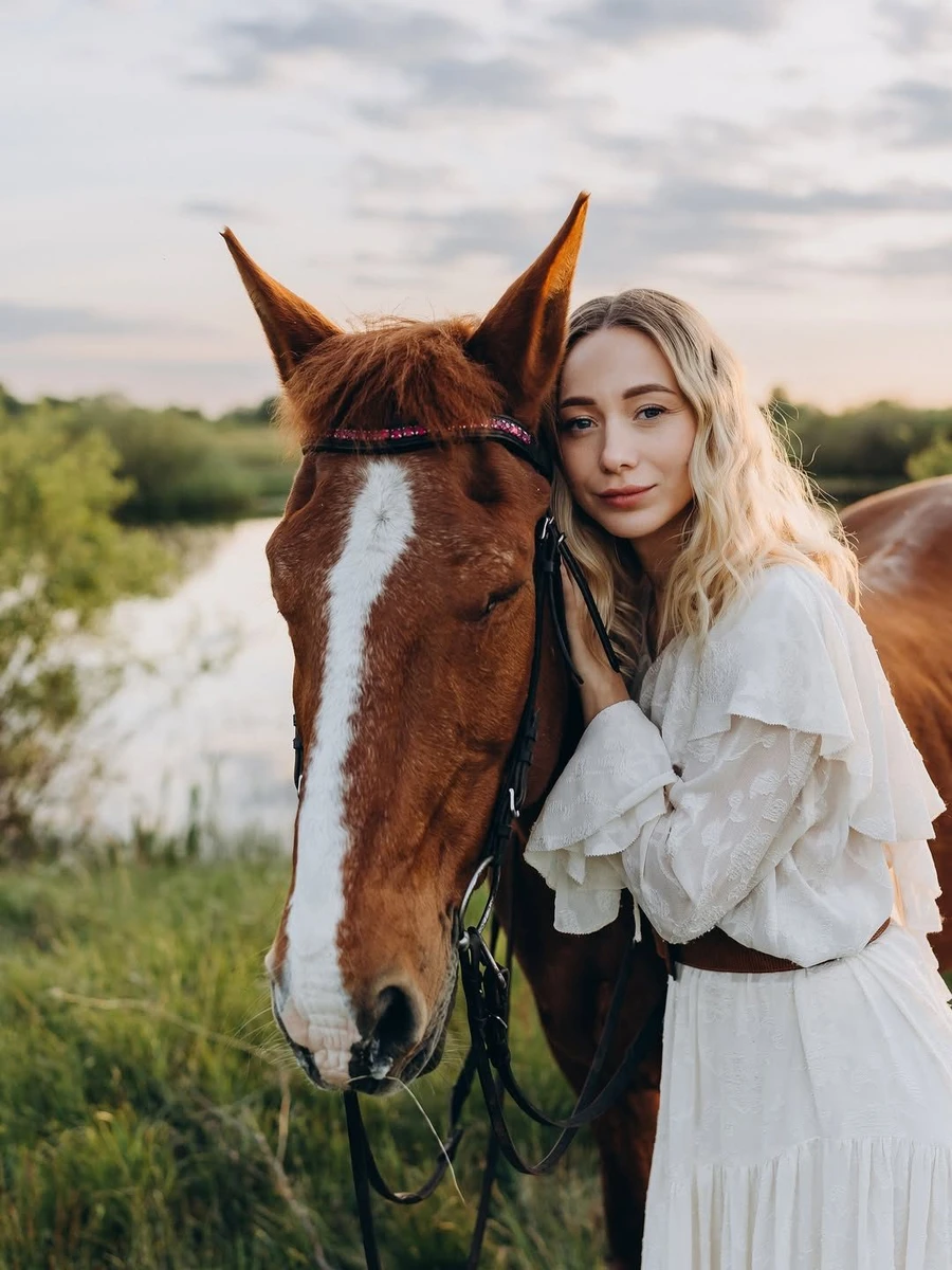 Катя Репяхова