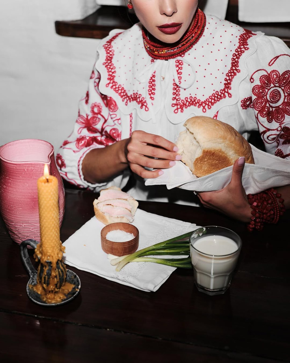 Анна Неплях наробила нових фото