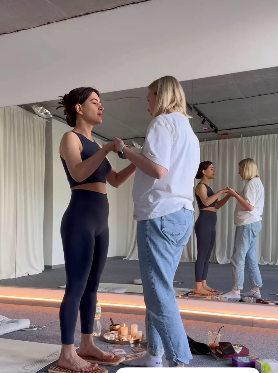 блогерка про очікування від цвяхів