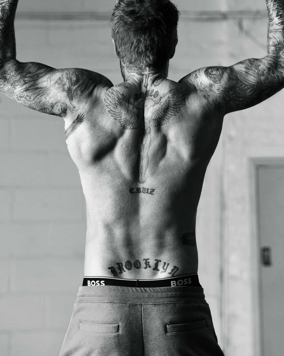 Девід Бекхем топлес