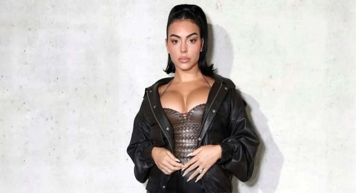 Джорджина Родрігес попозувала на показі мод