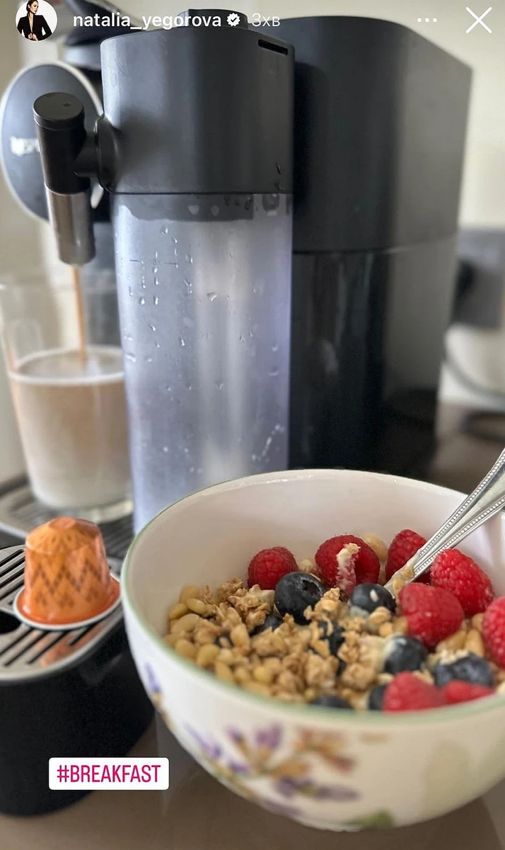 Також жінка показала, чим снідає