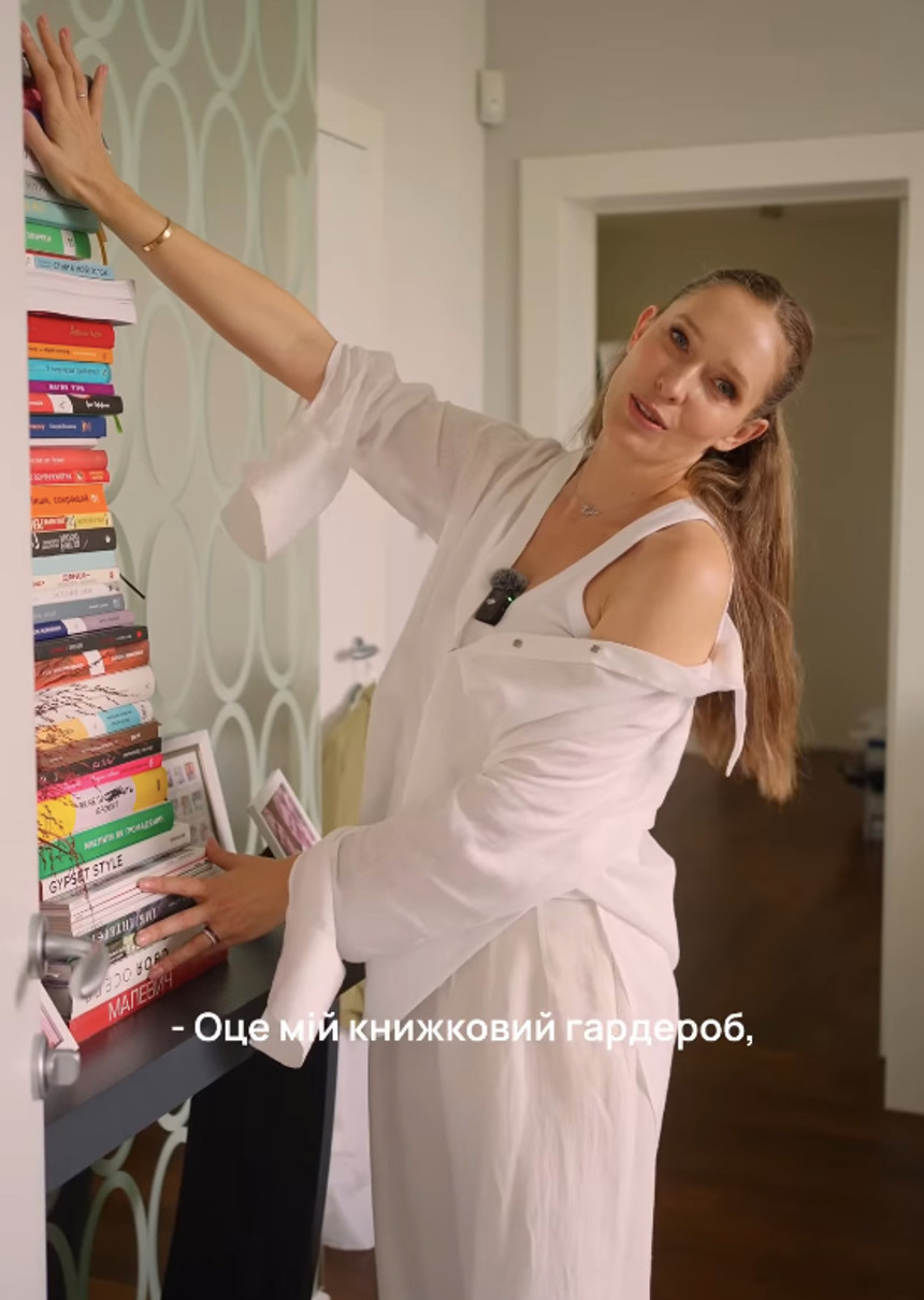 Катерина Осадча похвалилася своїми книгами