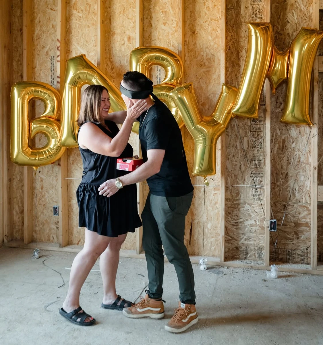 Прийомна дочка Емінема зробить його дідусем вдруге