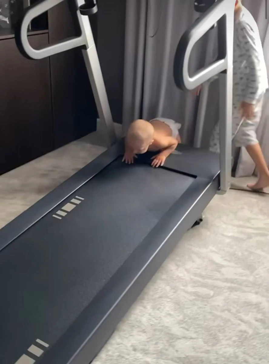 І за братів та сестер теж (на фото старший Михайло з молодшим братом Андрієм)