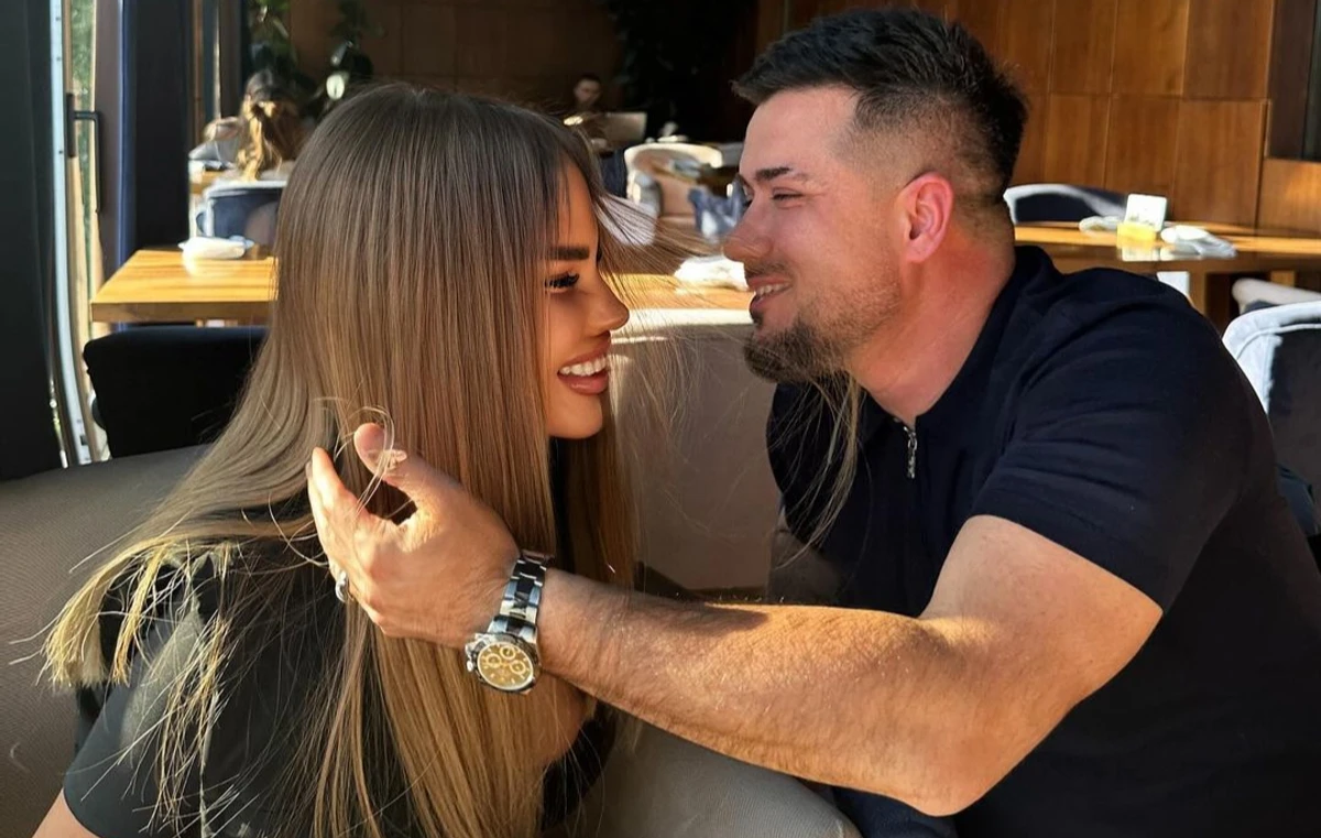 Мурат Налкакіоглу та його дівчина Анастасія