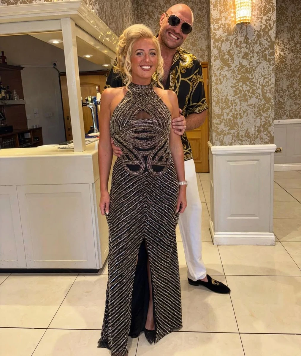 Тайсон Фʼюрі з дружиною