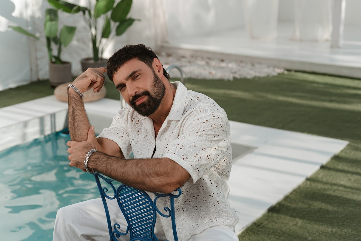 Козловський у новому кліпі Знаєш