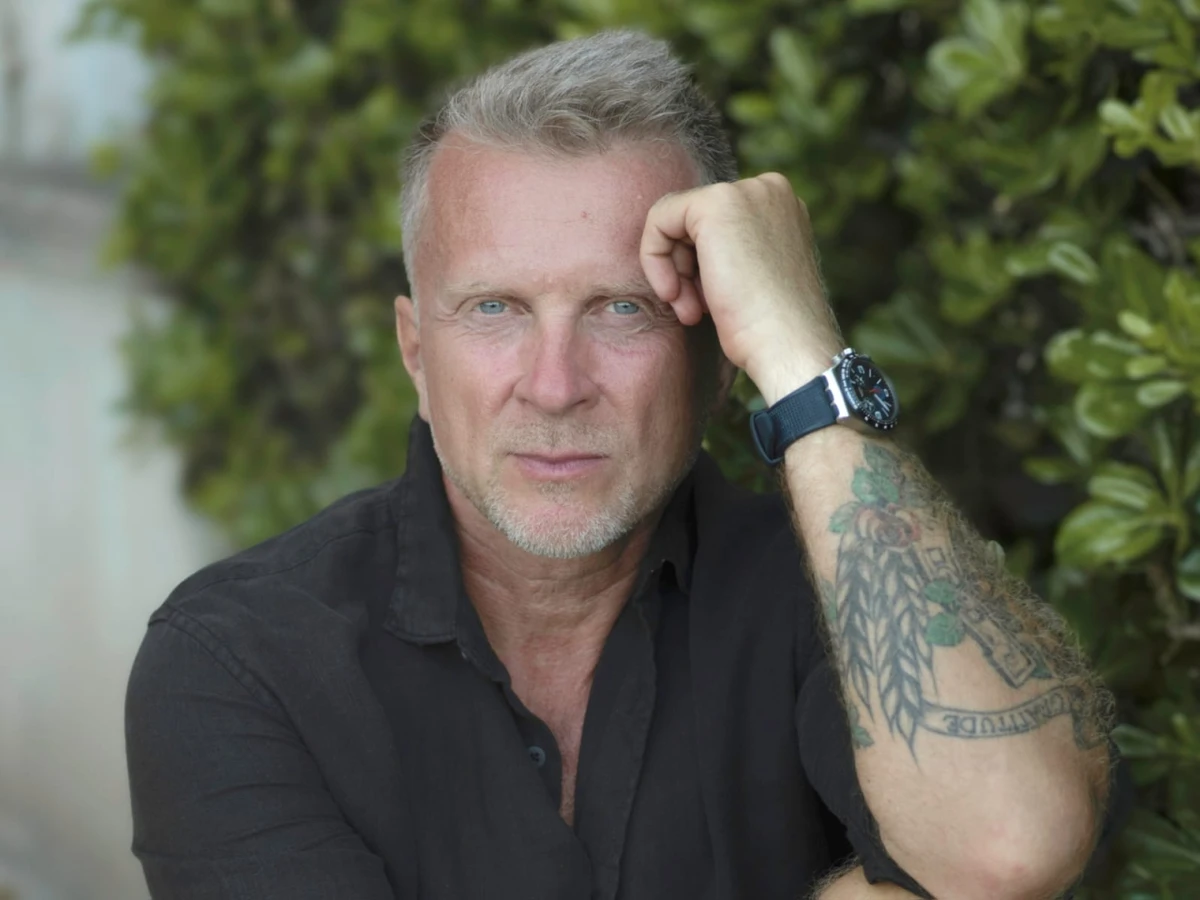 Антін поринув у спогади, зробивши декілька несподіваних заяв