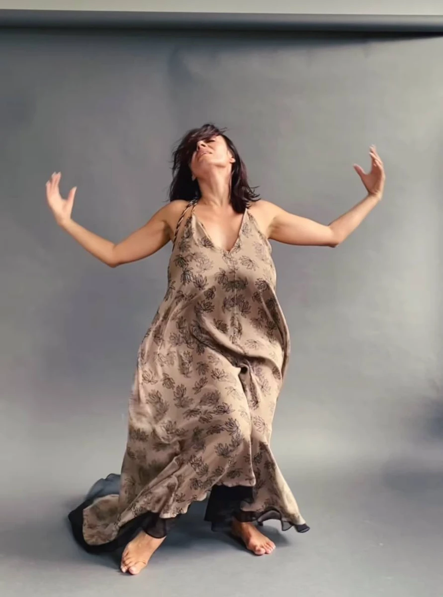 Ексспівачка потанцювала для відео