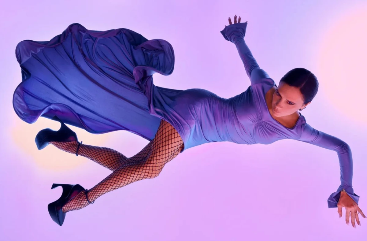 А ось і сукня Victoria Beckham