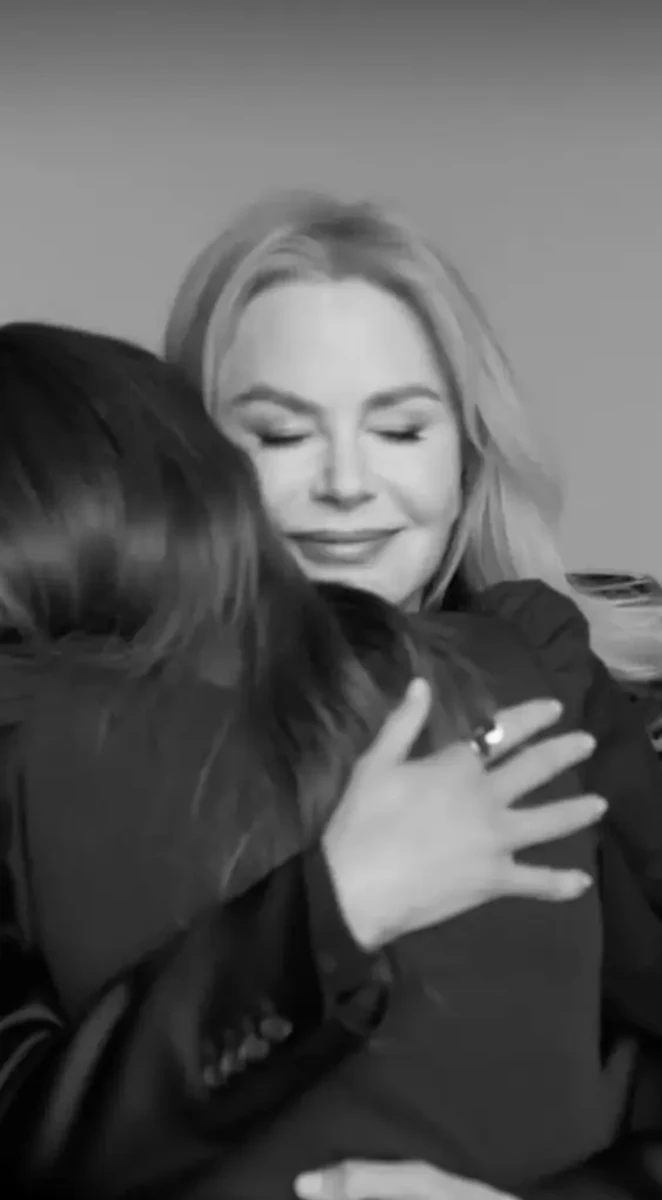 Ніколь Кідман з дочкою знялася для реклами косметики