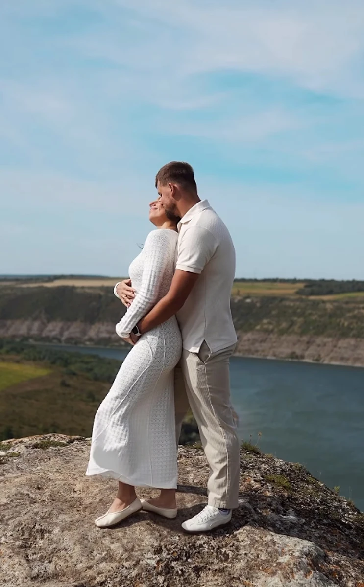 Марина Бех стане мамою вперше і показала вагітний живіт