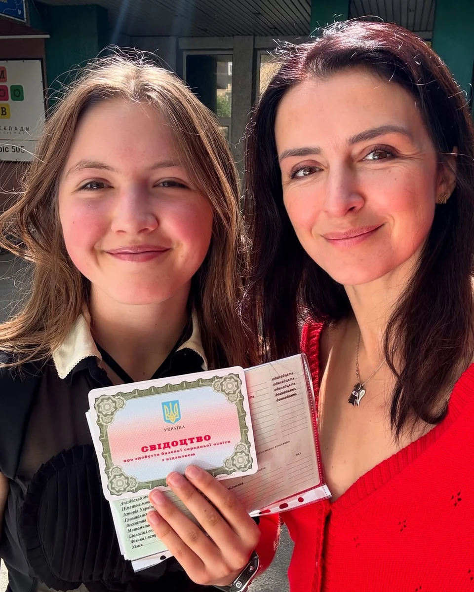 Хамайко показалася на випускному доньки від Оністрата