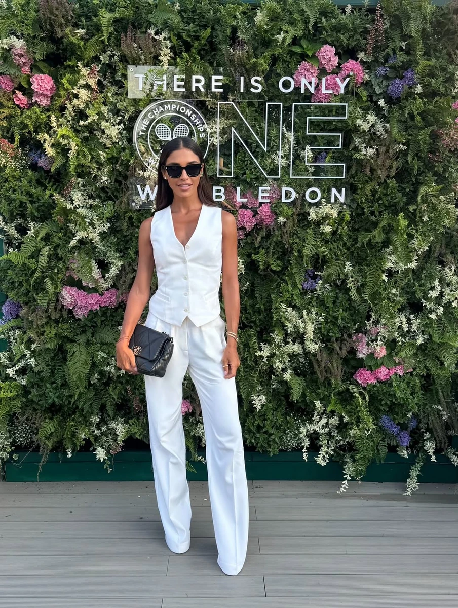 Санта Дімопулос наробила нових фото